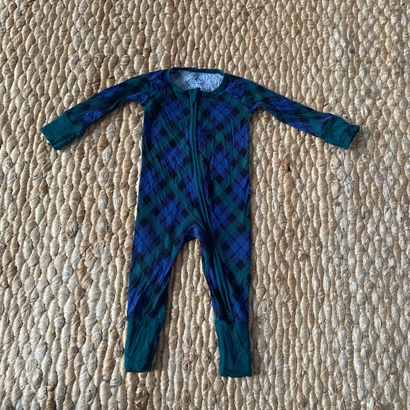 Little Sleepies Matching Set: Emerald Plaid Zippy Size 3-6 Months with Bow - Picture 3 of 5